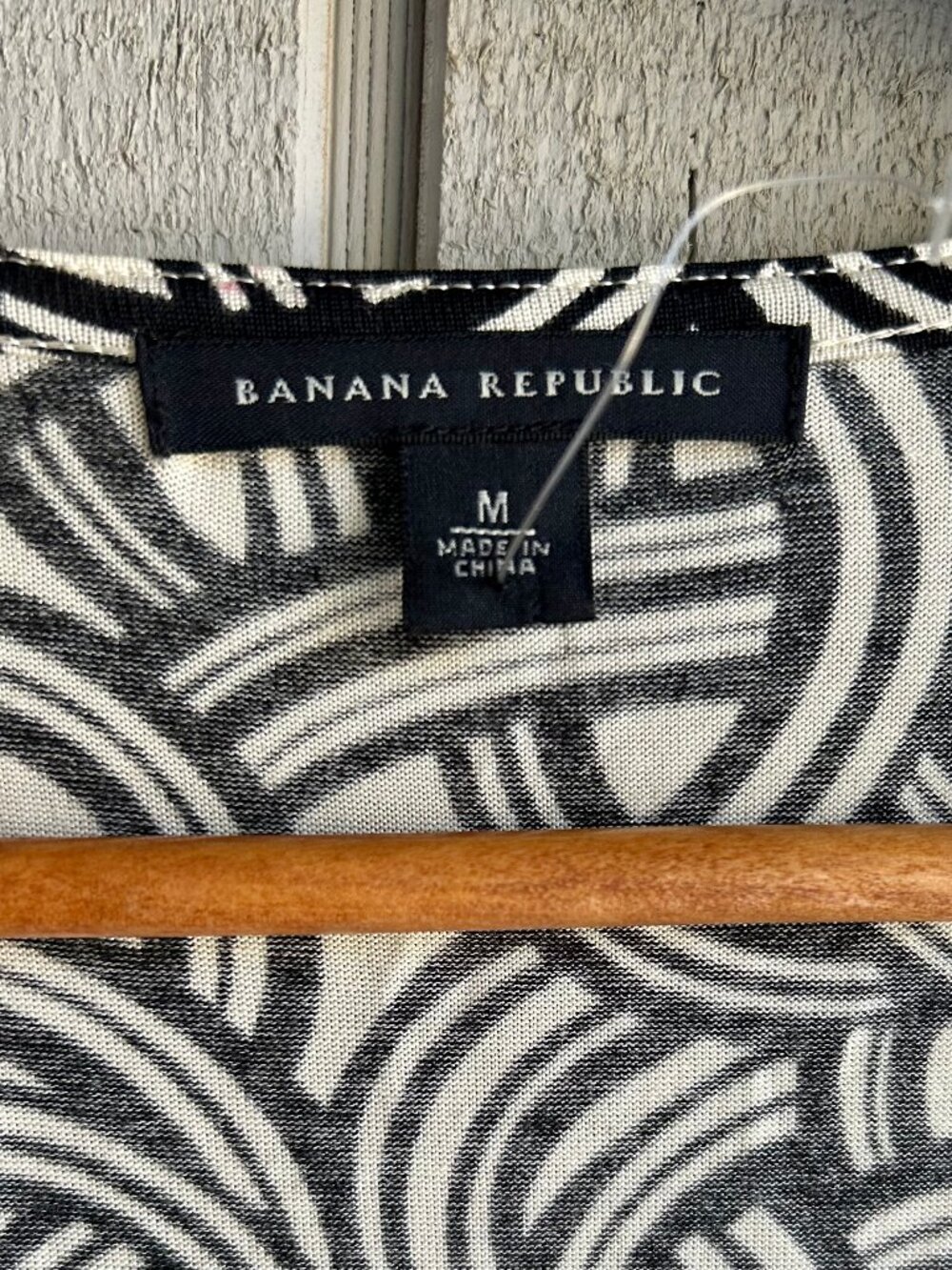 Banana Republic Short Sleeved Silk Blend Black & White Print Wrap Dress Size M - Picture 6 of 10
